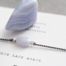 Armband Edelsteinkarte  mit blauem Achat und versilberten Perlen